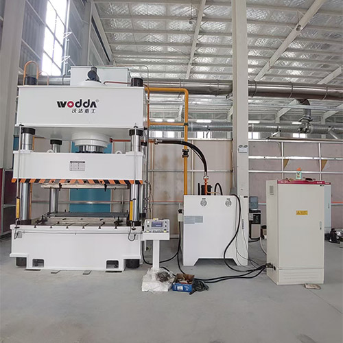 630噸波紋板成型液壓機(jī)