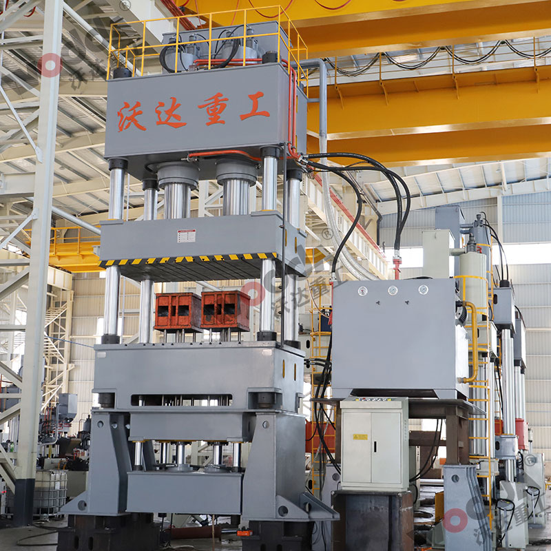 雙缸1000噸四柱液壓機(jī) 雙缸1000噸四柱液壓機(jī)