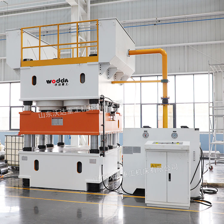 鋼木門壓花機(jī).jpg 鋼木門壓花機(jī).jpg