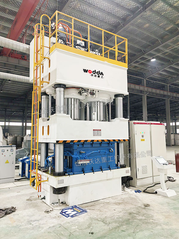 1600噸四柱液壓機(jī)