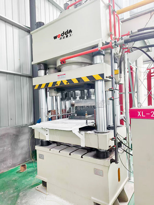 500噸四柱液壓機(jī)