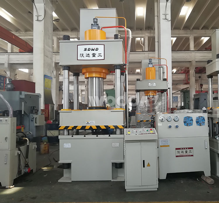 315噸四柱液壓機(jī) 315噸四柱液壓機(jī)